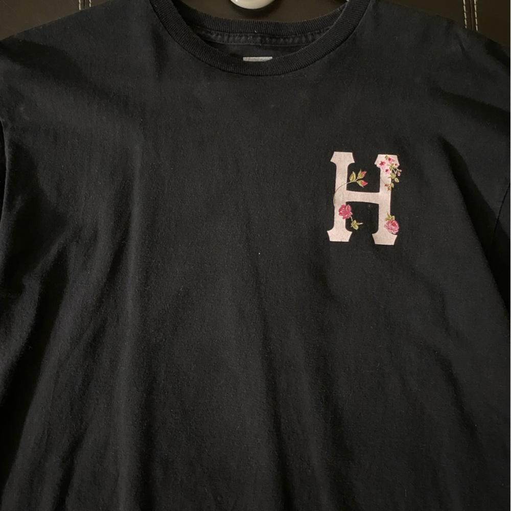 Huff Letter w/ Roses Shirt